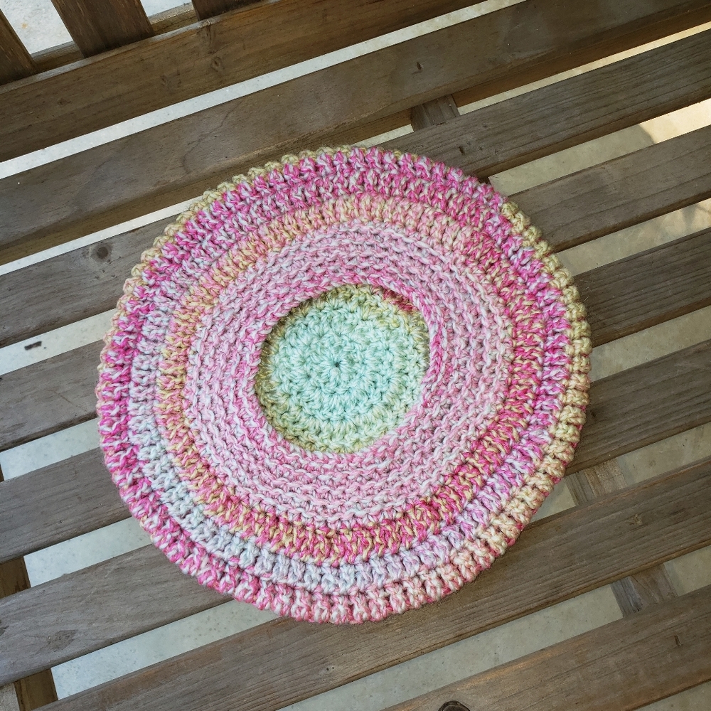 Handmadeđź’•Beret - Picture 3 of 3